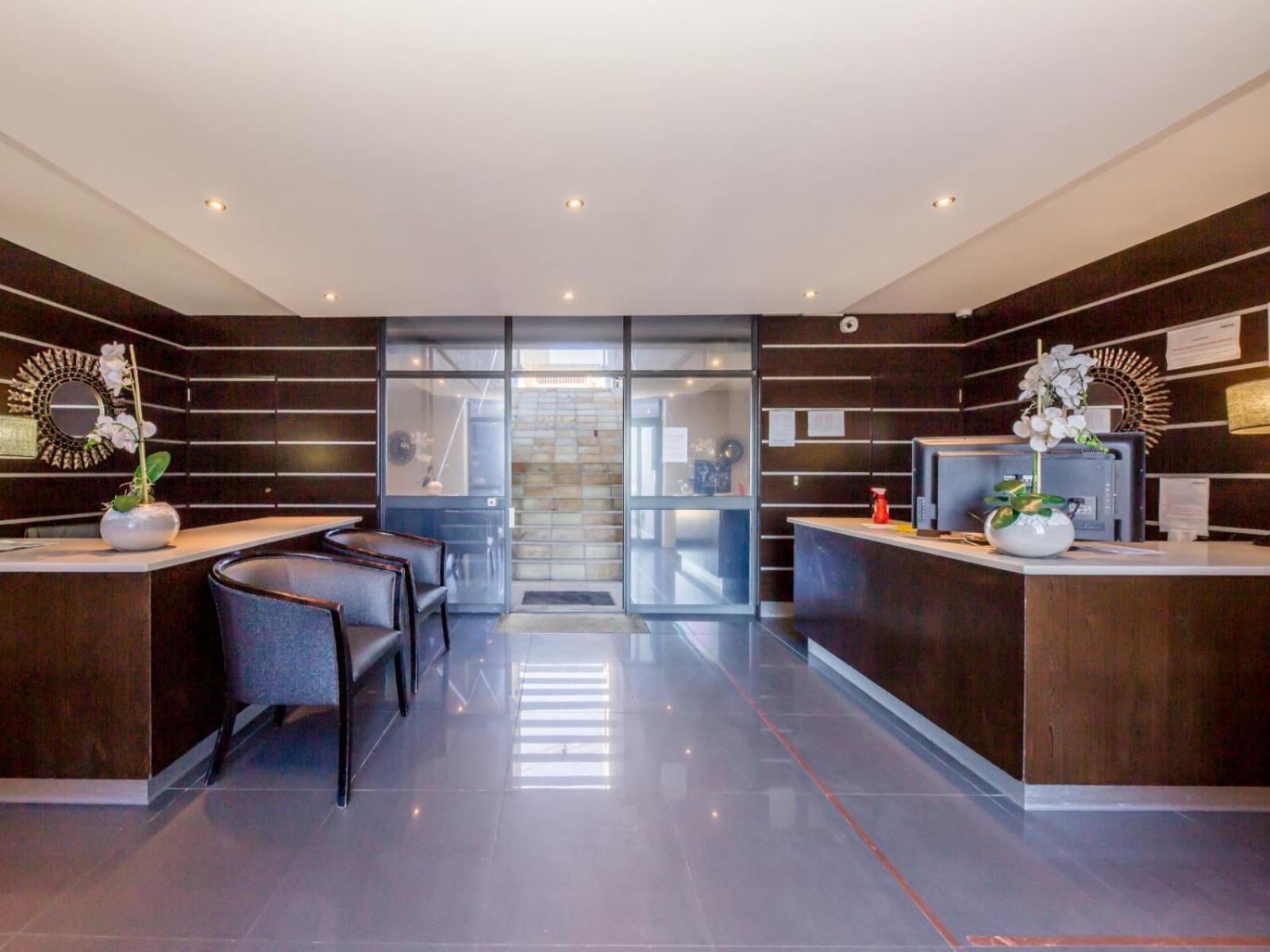 Infinity Self Catering Apartments Блаубергстранд Экстерьер фото